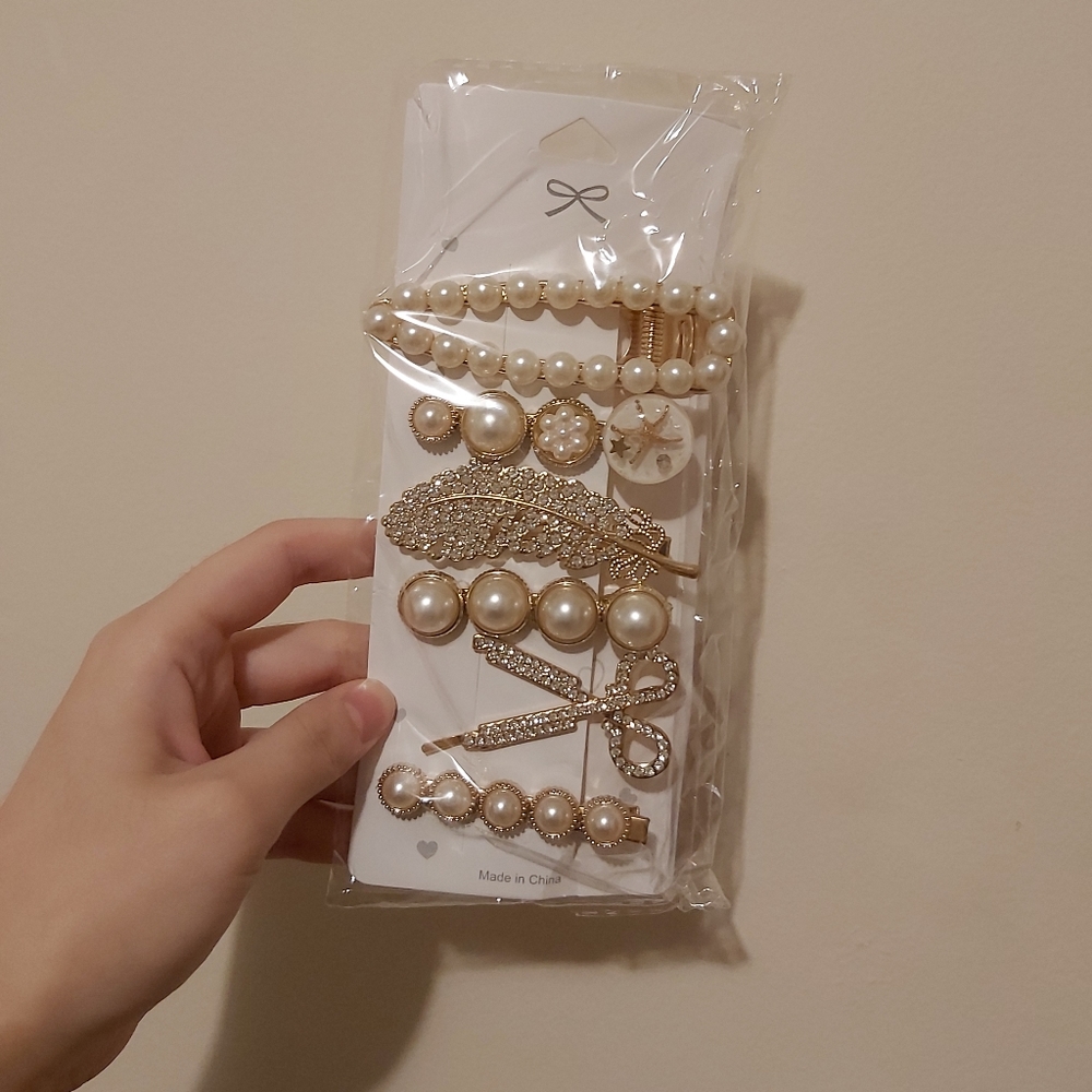 Brand new hair clips